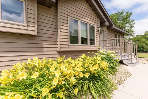 Exterior - 6432 Botzet Rd NE, Nelson, MN 56355 photo 3 of 20