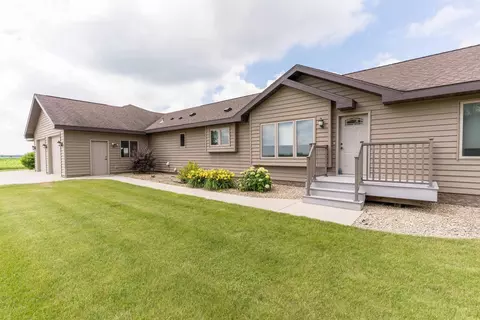 Exterior - 6432 Botzet Rd NE, Nelson, MN 56355 photo 2 of 20