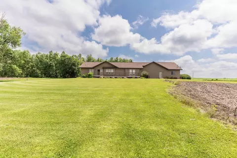 Exterior - 6432 Botzet Rd NE, Nelson, MN 56355 photo 15 of 20