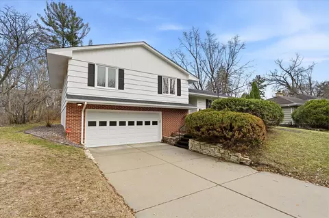 2311 Gettysburg Ave S, Saint Louis Park, MN 55426