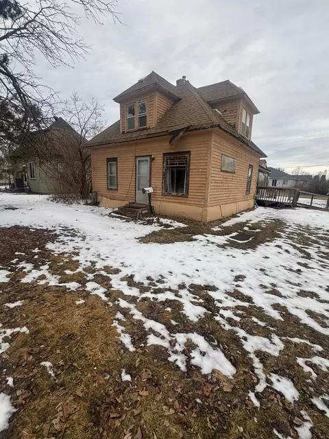 404 5th St NW, Aitkin, MN 56431