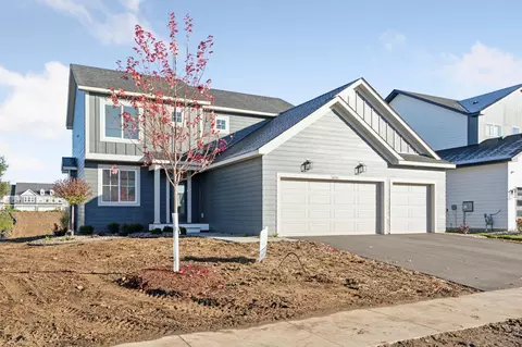 5020 Airlake Draw, Woodbury, MN 55129