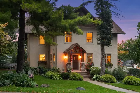 126 Courtland St, Excelsior, MN 55331