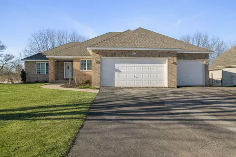 8111 Kimberly Ln N, Maple Grove, MN 55311