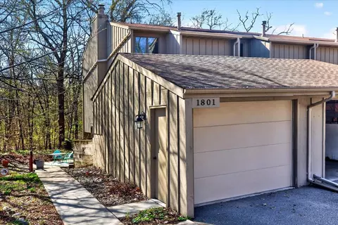 1801 Yuma Ln N, Plymouth, MN 55447