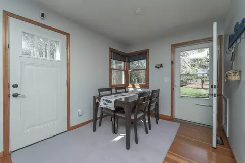 Entry Way - 7884 Lakeview Dr, Brainerd, MN 56401 photo 1 of 2