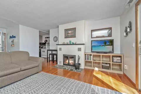 Living - 7884 Lakeview Dr, Brainerd, MN 56401 photo 6 of 6