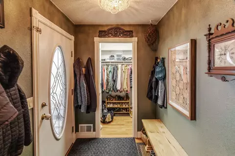 Entry Way - 5152 Camden Rd, Baxter, MN 56425 photo 1 of 1
