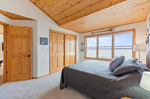 Bedroom - 5810 Birchdale Rd, Brainerd, MN 56401 photo 2 of 11