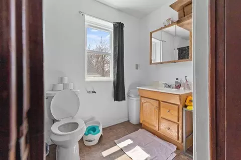 Bath - 712 10th Ave S, Saint Cloud, MN 56301 photo 1 of 2