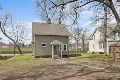 Exterior - 712 10th Ave S, Saint Cloud, MN 56301 photo 3 of 3