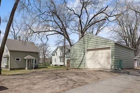 Exterior - 712 10th Ave S, Saint Cloud, MN 56301 photo 1 of 3