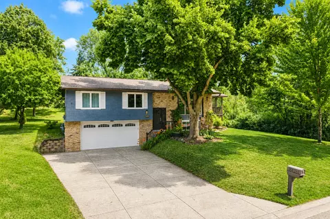 19031 Jordan Trl, Lakeville, MN 55044