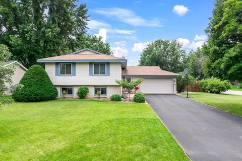 1600 132nd Ln NE, Blaine, MN 55449