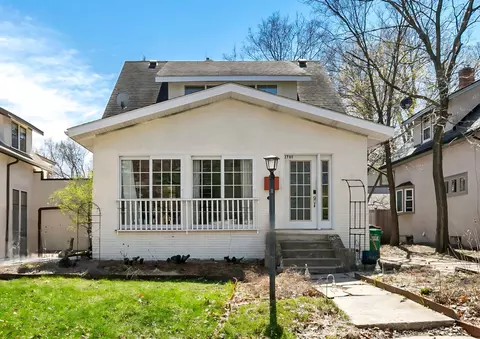 2705 E Minnehaha Pkwy, Minneapolis, MN 55417