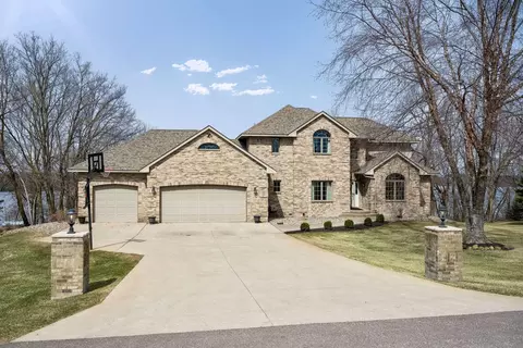 3275 Newcomb Ave SW, Cokato, MN 55321