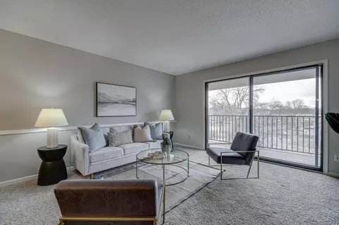 2200 Nevada Ave S #302, Saint Louis Park, MN 55426