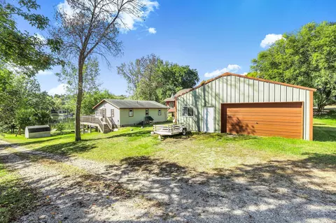 20568 Elkview Ct, Richmond, MN 56368