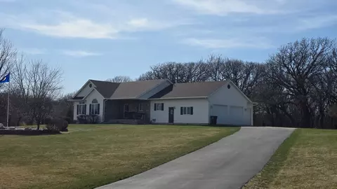 2515 River Rd, Marshall, MN 56258 photo 1