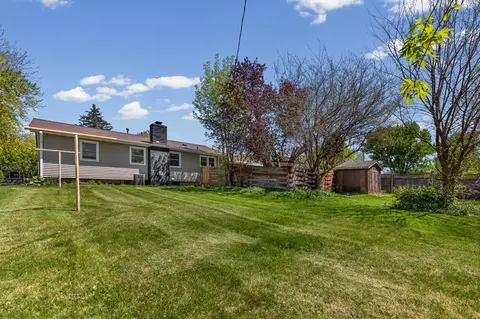 Exterior - 2134 Garnet Dr, Eagan, MN 55122 photo 5 of 8