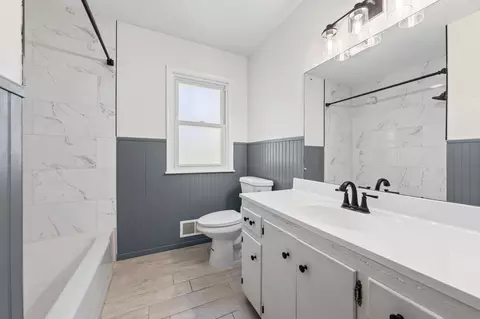 Bath - 2134 Garnet Dr, Eagan, MN 55122 photo 1 of 2