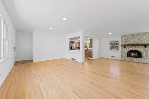 Living - 2134 Garnet Dr, Eagan, MN 55122 photo 3 of 5
