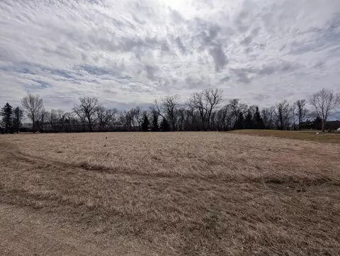 0225 Shanas Ct SW, Montevideo, MN 56265