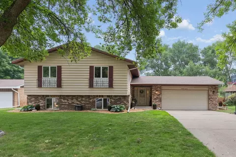 1916 Evergreen Echo, Woodbury, MN 55125