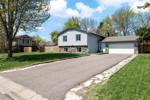 909 120th Ave NW, Coon Rapids, MN 55448