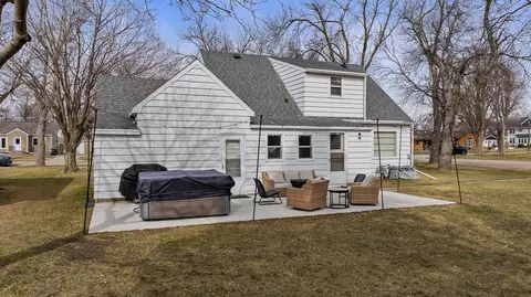 Other - 301 S Oak St, Hendricks, MN 56136 photo 2 of 10