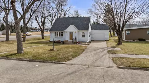 Exterior - 301 S Oak St, Hendricks, MN 56136 photo 5 of 7