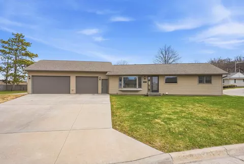 137 Rhame Ave, Red Wing, MN 55066