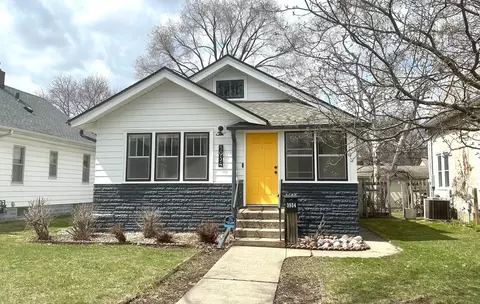 3934 29th Ave S, Minneapolis, MN 55406