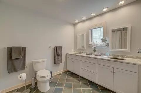 Bath - 47660 N Diamond Lake Dr, Cable, WI 54821 photo 2 of 6