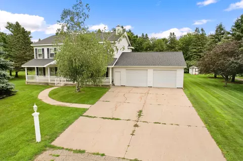 Exterior - 604 Pine Needle Dr, Perham, MN 56573 photo 3 of 8