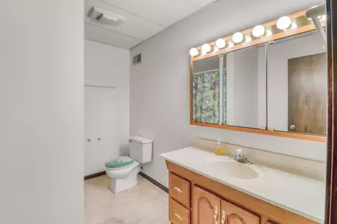 Bath - 604 Pine Needle Dr, Perham, MN 56573 photo 7 of 7