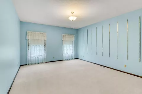 Bedroom - 604 Pine Needle Dr, Perham, MN 56573 photo 2 of 8