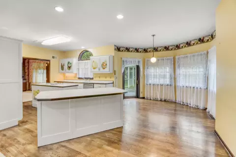 Kitchen - 604 Pine Needle Dr, Perham, MN 56573 photo 2 of 10