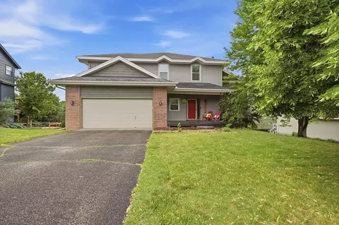 20933 Jamestown Ave, Lakeville, MN 55044