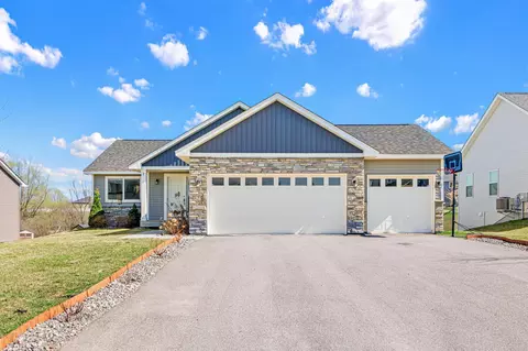 825 Harvest Dr SW, Lonsdale, MN 55046