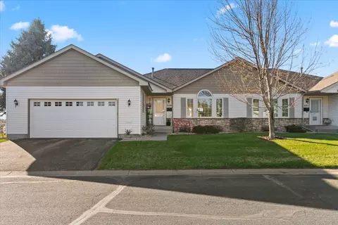 229 Bluff Dr, Somerset, WI 54025