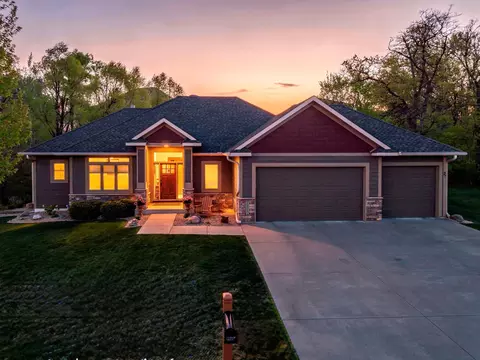 13317 Quebec Ave, Savage, MN 55378