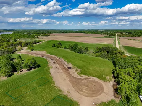 325 Nn 452nd St B5, Vergas, MN 56587