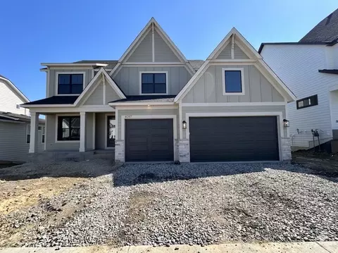 4097 Arbor Dr, Woodbury, MN 55129