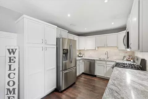 Kitchen - 300 Cedar St #72, Baldwin, WI 54002 photo 2 of 2