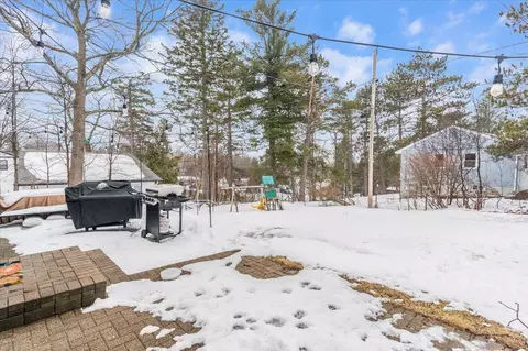 Exterior - 154 E Buffalo St, Duluth, MN 55811 photo 6 of 9