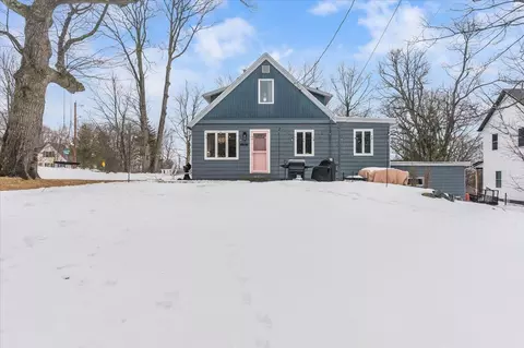 Exterior - 154 E Buffalo St, Duluth, MN 55811 photo 8 of 9