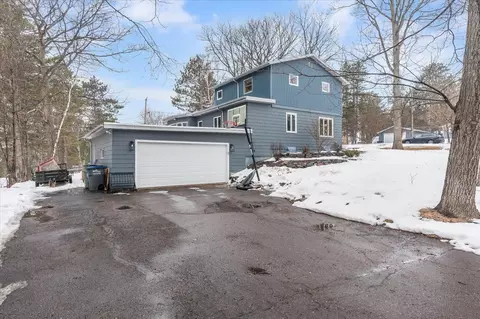 Exterior - 154 E Buffalo St, Duluth, MN 55811 photo 5 of 9