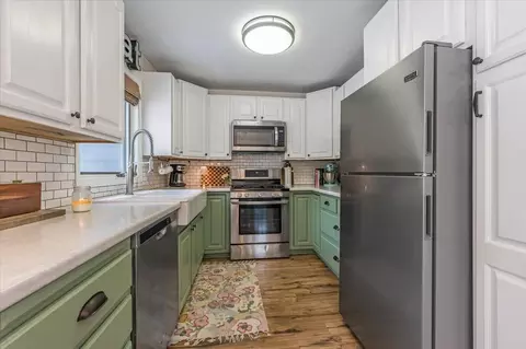 Kitchen - 154 E Buffalo St, Duluth, MN 55811 photo 1 of 2