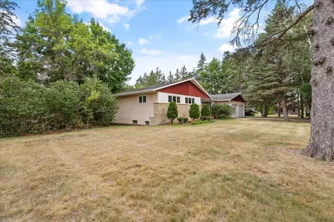 Exterior - 824 Willow St, Brainerd, MN 56401 photo 2 of 7